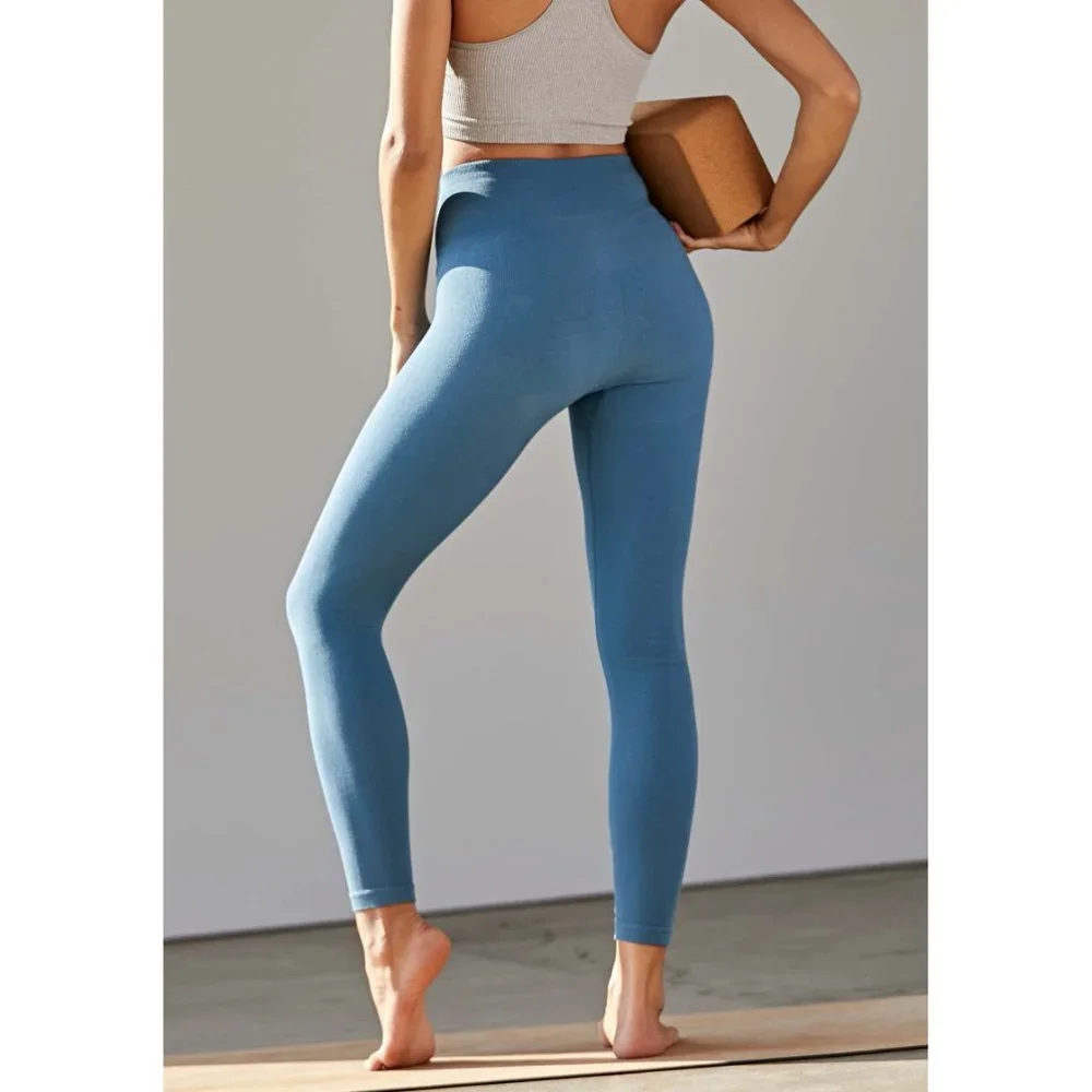 🎉LAST CHANCE🎉 NWT FP Movement Rich Soul Ribbed Legging / Agen Sea - Picture 3 of 7